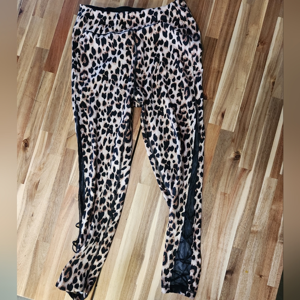 Victoria's Secret yoga leggings